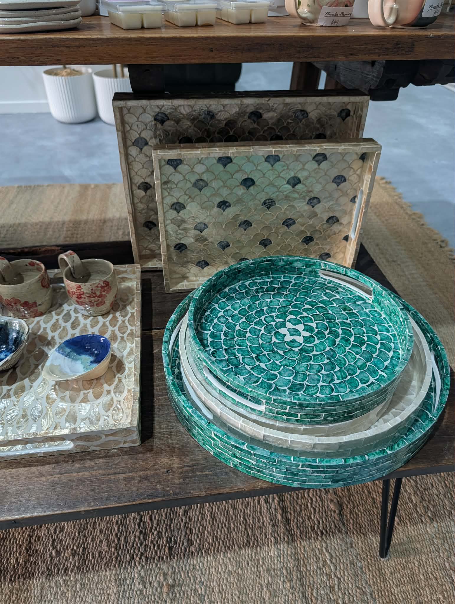 Pearl  Trays